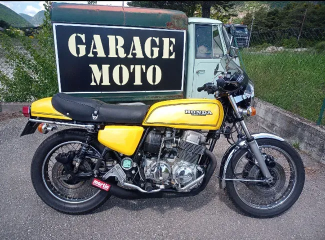 Honda CB750 - Super Sport