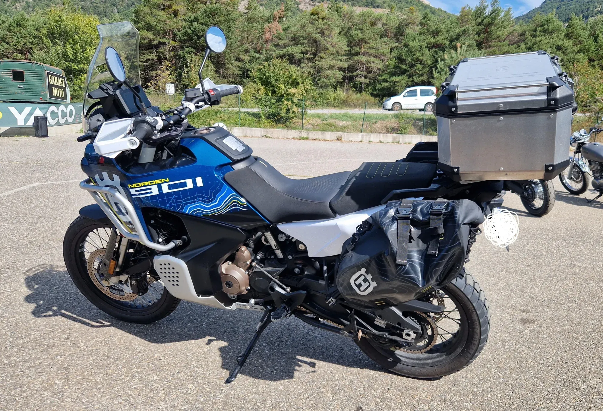HUSQVARNA NORDEN 901 EXPEDITION - 2023 (4)
